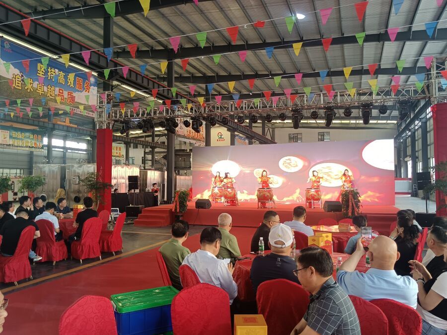 迎接挑战 再创辉煌 ——安徽贵宏集团船舶工业公司隆重开业(图4)