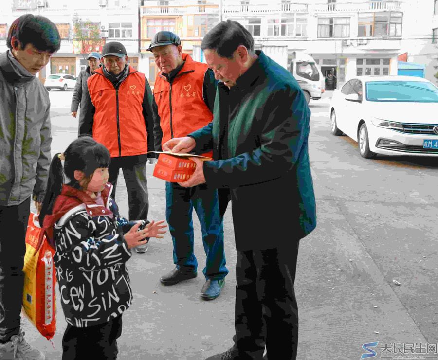 天长市发改委关工委情暖便益学子 结对共育助力成长(图2)