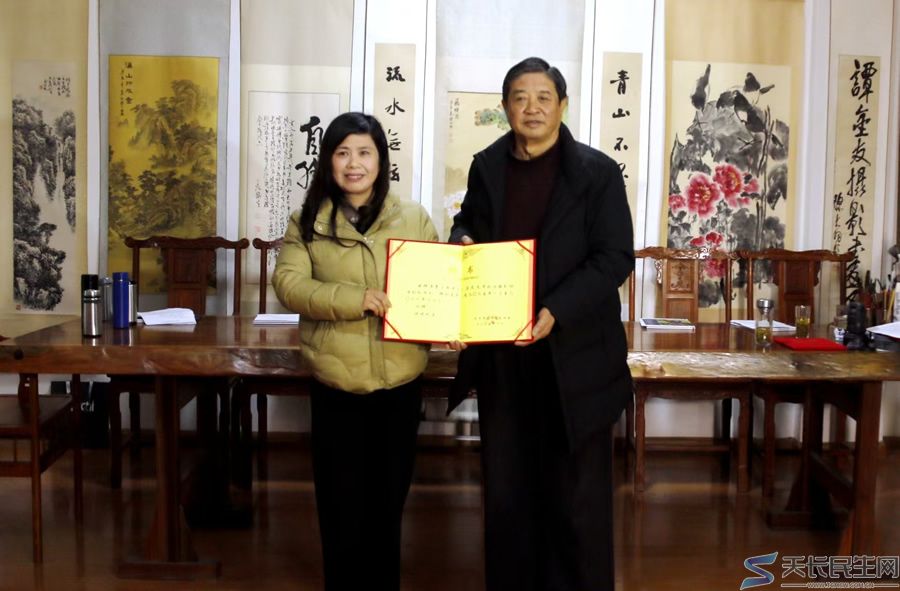 光影聚情迎新春 薪火相传启新程——天长市旅游摄影协会举办聘书颁发暨迎春摄影创作座谈会(图17) 光影聚情迎新春 薪火相传启新程——天长市旅游摄影协会举办聘书颁发暨迎春摄影创作座谈会(图17)