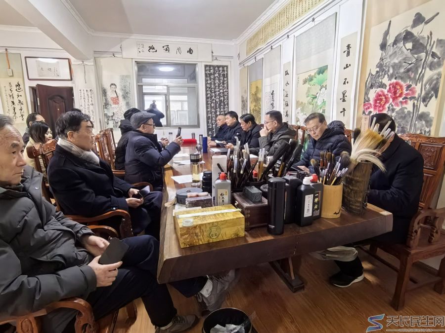 光影聚情迎新春 薪火相传启新程——天长市旅游摄影协会举办聘书颁发暨迎春摄影创作座谈会(图3) 文章图片1